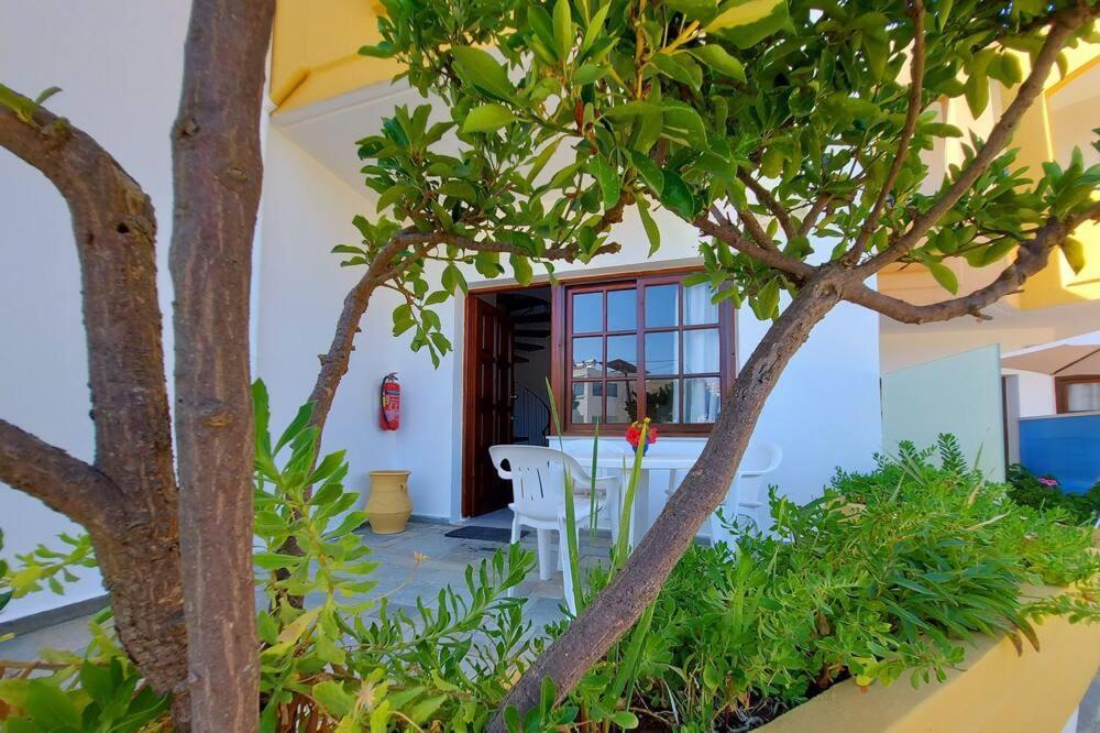 Menelaos Apartments Daratsos Exteriér fotografie