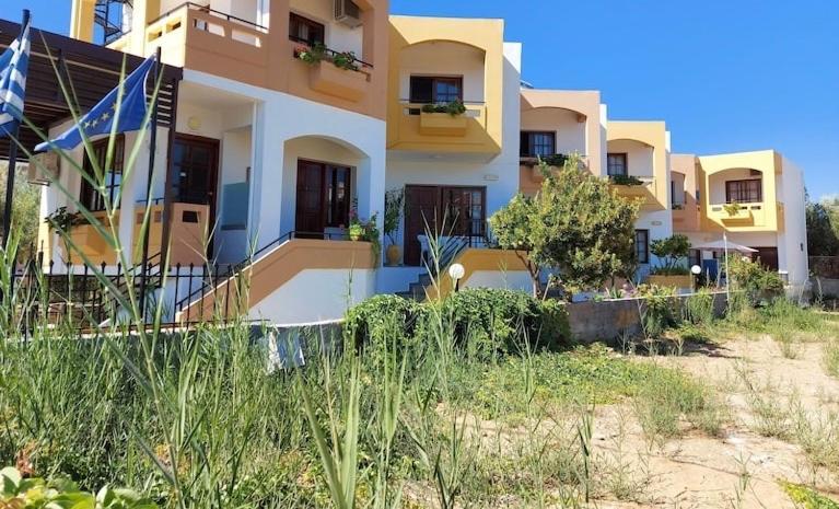 Menelaos Apartments Daratsos Exteriér fotografie